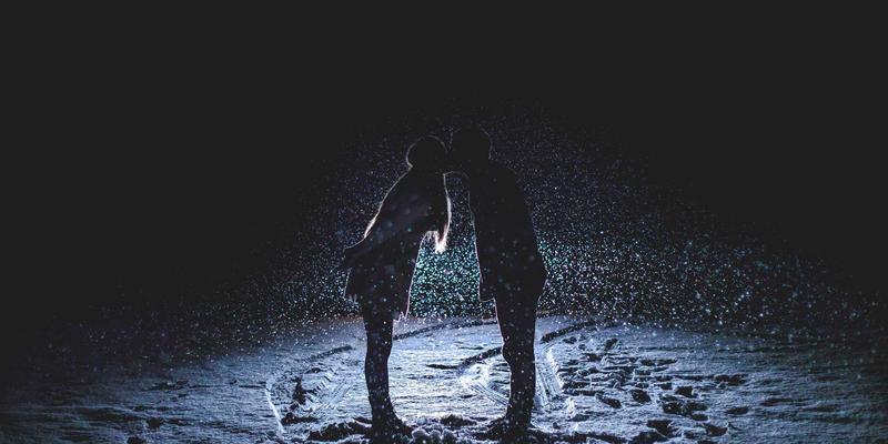 从400G到800G：光模块技术演进如何驱动数据中心网络升级策略