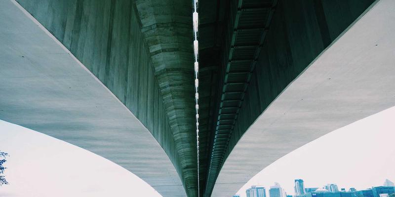 从NFV到CNF：软件开发中的网络功能演进与FHC222混合部署实践